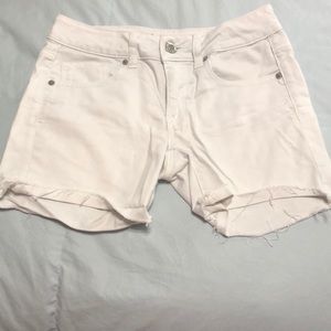 American Eagle shorts 😊